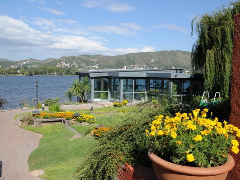 Lake Buenavista Apart Hotel & Suites Villa Carlos Paz Ngoại thất bức ảnh